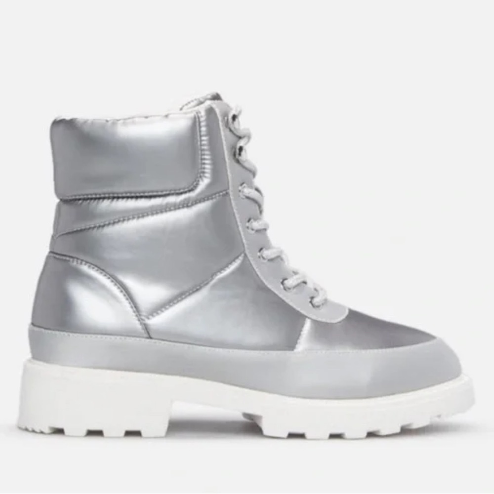 Fabulous Silver Puffy‎ Hiker Bootie